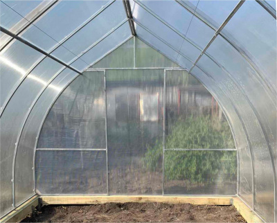 Vstavka_dlya_teplicy_Kapelyuha_2